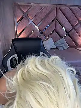 lya_nekko_ Chat XXX in diretta