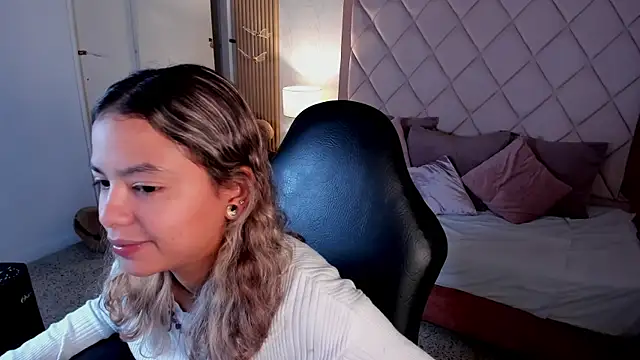 dulce_lyraa1のライブXXXチャット