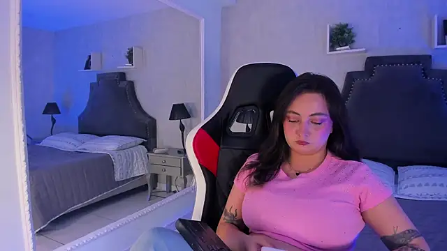 SarahCastro1_: онлайн-секс-чат