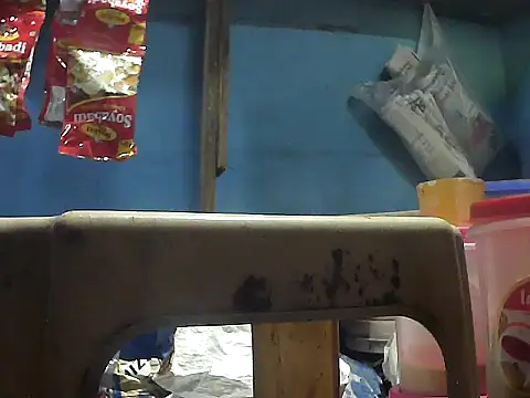 Precumking1 – Naživo XXX chat