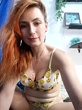 HelenWildCat's Live XXX Chat