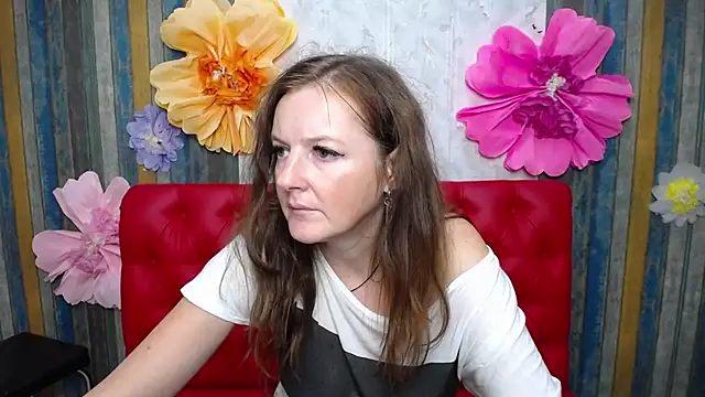 Chatroom XXX en direct de MeganPirs