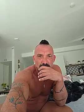 publicnakedman's Live XXX Chat