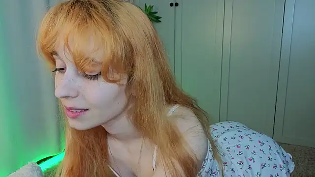 tgirlfoxy Adlı Modelin Canlı XXX Sohbeti