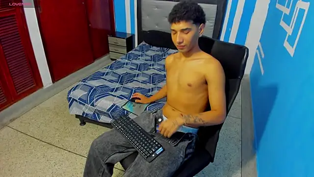efrain_boy Live XXX Chat