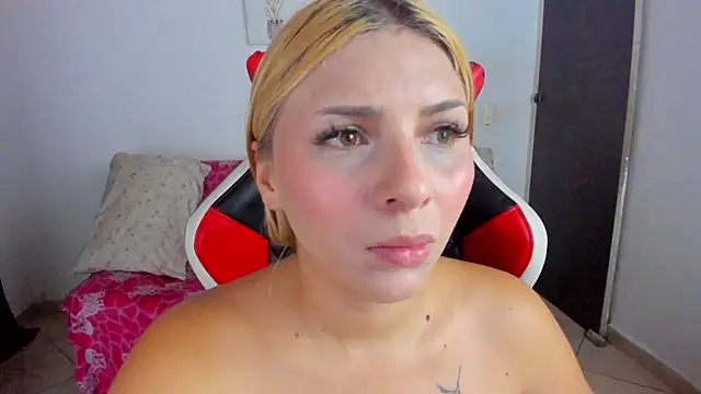 lana-rosse's Live XXX Chat