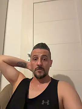 XXX chat uživo modela InsaneMattt