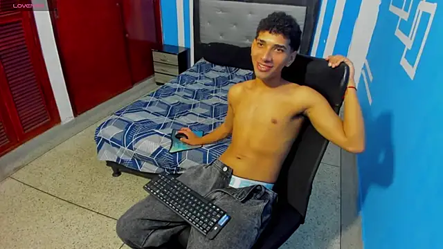 efrain_boy Live XXX-Chat