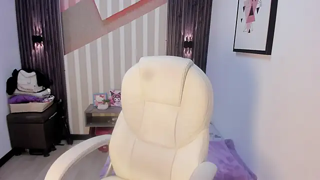 LittleeStar's Live XXX Chat