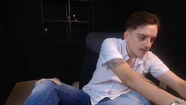 Czat XXX na żywo – FelixStarkk