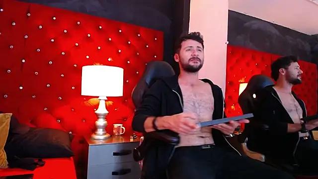 Erickpritz_xh's Live XXX Chat