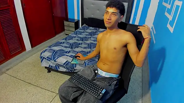 efrain_boy Live XXX-Chat