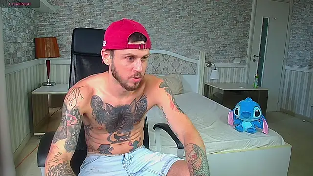 JonahShaw XXX чат на живо