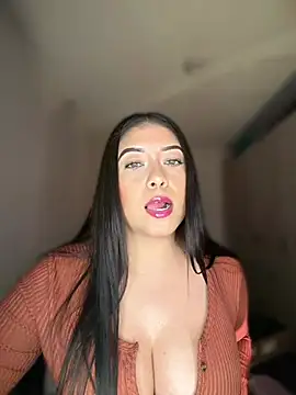 Sembang XXX Secara Langsung cami_ortiz__