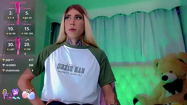 Sembang XXX Secara Langsung Julia_Bulette1