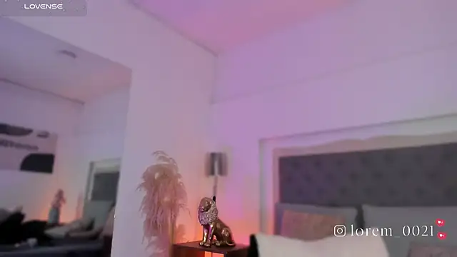 MaraMartine XXX чат на живо