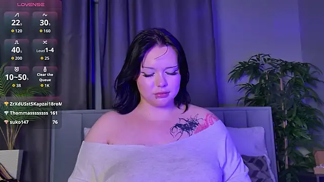 Czat XXX na żywo – KittyNuarr