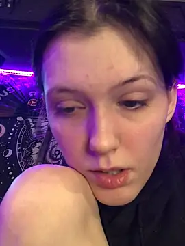 Lilactease's Live XXX Chat