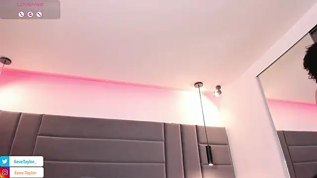 Eevee_Taylor's Live XXX Chat