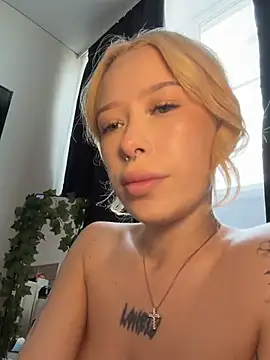 MaryChanXO Live XXX Chat