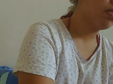 ChubbyButty Adlı Modelin Canlı XXX Sohbeti