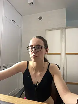 MartiniiSelenna – Live XXX-chat