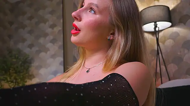 AnnLevine's Live XXX Chat