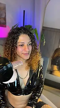 AlexaRey Adlı Modelin Canlı XXX Sohbeti