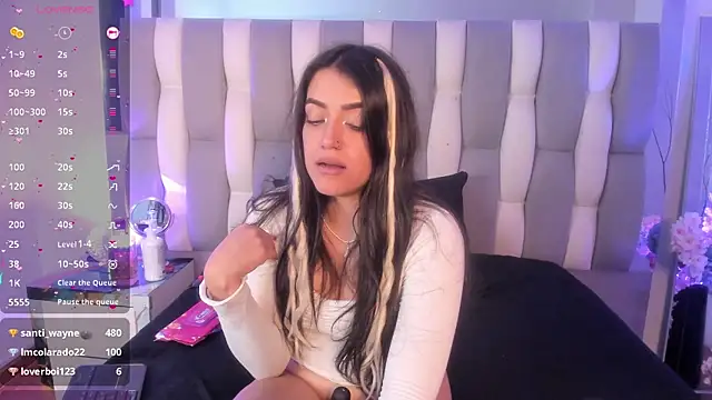 IsaDiiaz Chat XXX in diretta