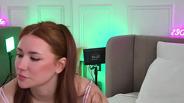 Chat XXX en directo de MeganStrane
