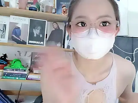 Lush-Office 现场XXX聊天