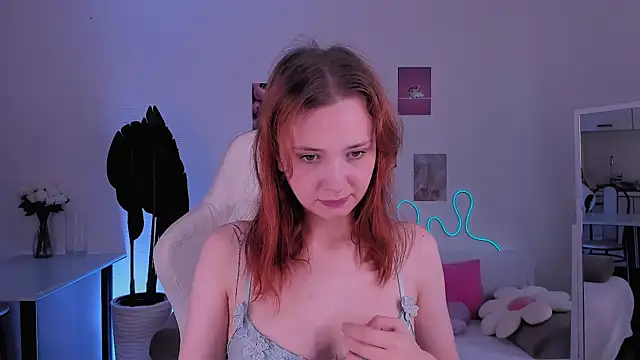 LittlePeach007's Live XXX Chat