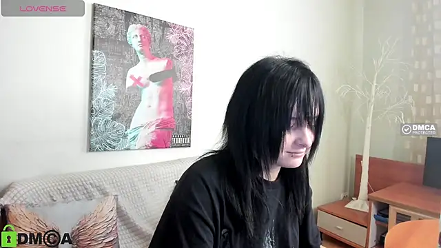 MillyMils XXX чат на живо