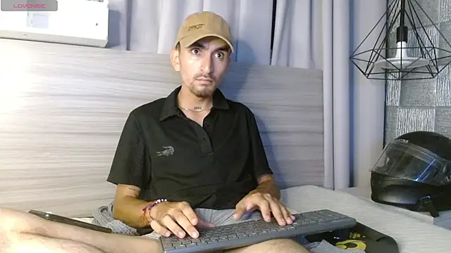 MykeCastle Live XXX-chat