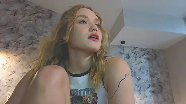 Chat +18 de Aurora_Golden1 ao vivo