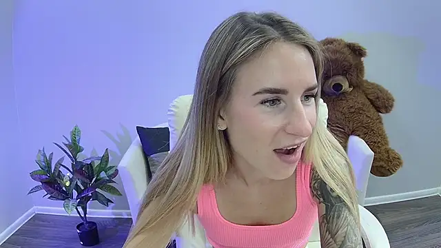 دردشة DeboraHorny الجنسية المباشرة