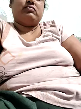 Hot_indian_Milf's Live XXX Chat