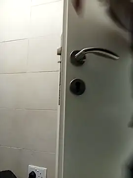 RAINBOWONE Chat XXX live