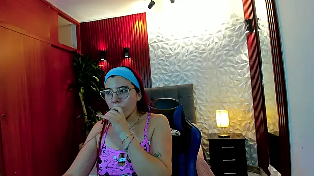 دردشة allison_mc الجنسية المباشرة