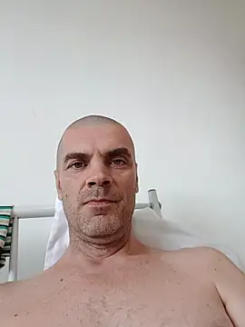 SIRMASTERDOMINATORXXL – Naživo XXX chat