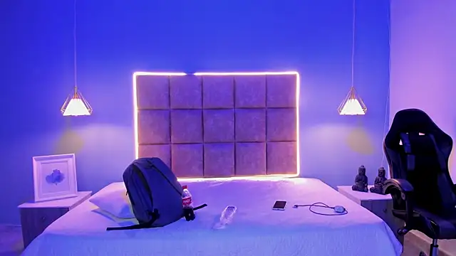 Živý XXX chat AlejooTwink