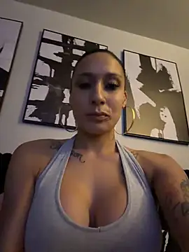 FerrariFrench's Live XXX Chat