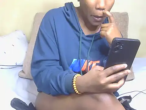 Chat XXX ao vivo de luvone_smith