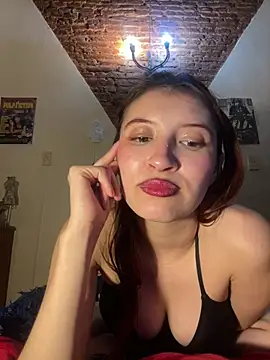 ZoeBella1308 XXX чат на живо