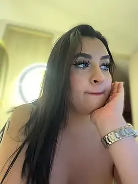 LindseyMosn Live XXX chat