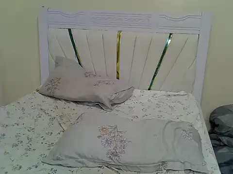Chat XXX Live Petiteblossom