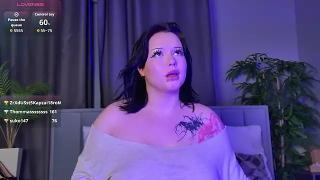 Chat XXX ao vivo de KittyNuarr