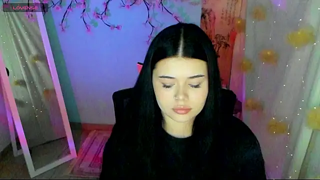 Chat XXX ao vivo de Mona_Esty