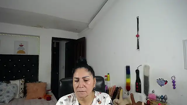 Chat XXX ao vivo de mature_bigboobs10