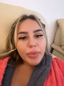 BarbieDoll13 – Live XXX-chat